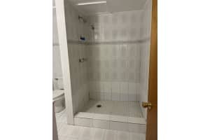 10000 NW 80th Ct 2163, Hialeah Gardens, FL 33016 - MLS#F10536051