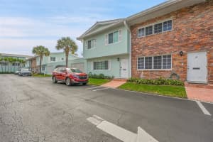 5400 N Ocean Blvd 20, Lauderdale By The Sea, FL 33308 Sold 12/22/25