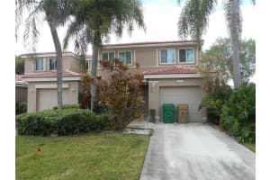 1741 SW 109th Ter, Davie, FL 33324 - MLS#F10536077