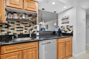 2671 S Course Dr 206, Pompano Beach, FL 33069 - MLS#F10536079