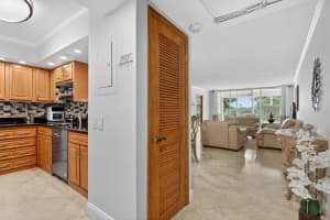 2671 S Course Dr 206, Pompano Beach, FL 33069 - MLS#F10536079