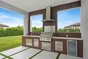 2001 Meadows Drive, Davie, FL 33324 - MLS#F10536101