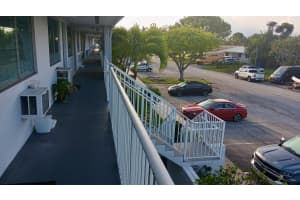 2000 NE 51st Ct 203, Fort Lauderdale, FL 33308 - MLS#F10536140