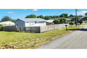 8429 SE Citrus Way, Hobe Sound, FL 33455 - MLS#F10536159