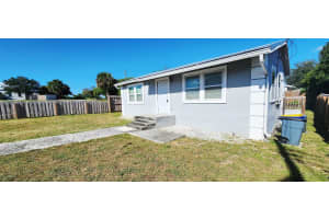 8429 SE Citrus Way, Hobe Sound, FL 33455 - MLS#F10536159