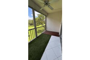 6300 S Falls Cir Dr 313, Lauderhill