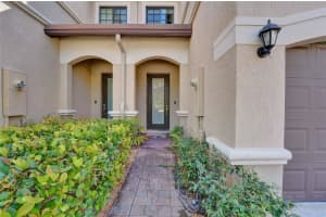 4228 N Dixie Hwy 106, Oakland Park 4228 N Dixie Hwy 106, Oakland Park