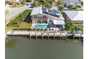 3851 Ne 26th Ave, Lighthouse Point