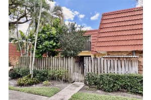 736 NW 98th Cir, Plantation, FL 33324 - MLS#F10536298