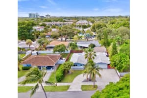 209 SE 1st Ter, Pompano Beach, FL 33060 Sold 12/12/25