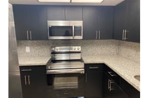 2481 Sw 82nd Avenue 101, Davie, Fl 33324, Davie