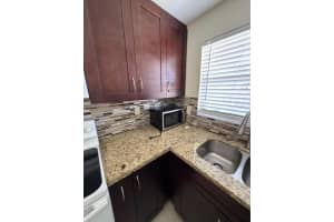 250 Layne Blvd 208, Hallandale Beach, FL 33009 - MLS#F10536430