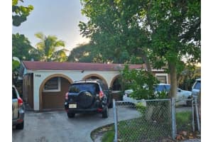 1830 NE 2nd Ln, Boynton Beach, FL 33435 - MLS#F10536475