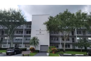 300 Sw 134th Way E211, Pembroke Pines