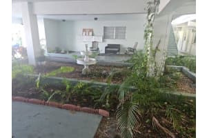 2404 NE 33RD AVE 12, Fort Lauderdale, FL 33305 - MLS#F10536508