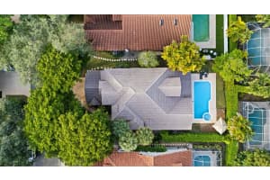 608 Misty Oaks Ln, Pompano Beach, FL 33069 - MLS#F10536543