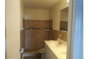 2701 NW 21st St, Fort Lauderdale, FL 33311 - MLS#F10536579