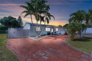 10120 SW 38th Ter, Miami, FL 33165 - MLS#F10536594