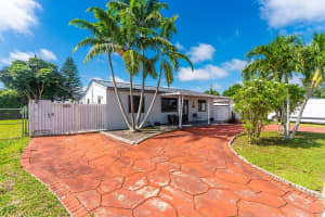 10120 SW 38th Ter, Miami, FL 33165 - MLS#F10536594