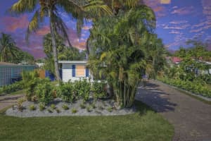 307 Granada St, Fort Pierce, FL 34949 - MLS#F10536608