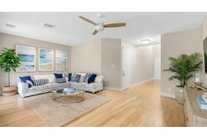 1916 Discovery Cir E 1916, Deerfield Beach, FL 33442 - MLS#F10536612