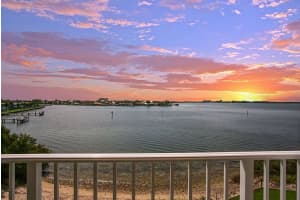 3 Harbour Isle Drive, Fort Pierce, FL 34949 - MLS#F10536613