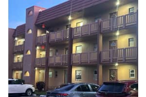 9821 Sunrise Lakes Boulevard 303, Sunrise, Fl 33322, Sunrise