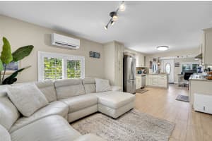 4860 61st Avenue, Davie, FL 33314 - MLS#F10536665