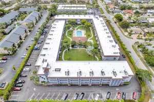 400 SE 10th St 211, Deerfield Beach, FL 33441 - MLS#F10536675