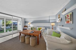 400 SE 10th St 211, Deerfield Beach, FL 33441 - MLS#F10536675