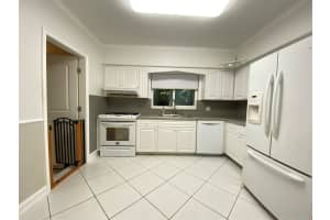 1049 Van Buren St, Hollywood, FL 33019 - MLS#F10536685