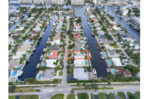 2622 NE 4th St, Pompano Beach, FL 33062 - MLS#F10536690