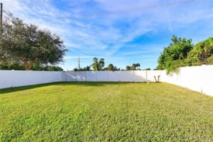 1595 Lexington Square SW, Vero Beach, FL 32962 - MLS#F10536710
