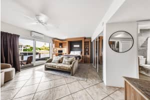 535 Hendricks Isle 104, Fort Lauderdale, FL 33301 - MLS#F10536771