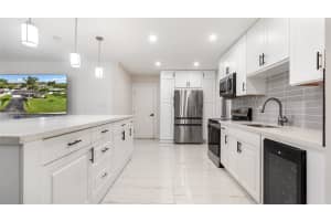 10215 NW 80th Dr, Tamarac, FL 33321 - MLS#F10536779