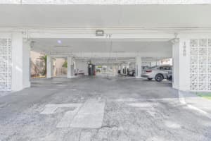 1960 Marseille Dr, Miami Beach, FL 33141 - MLS#F10536801