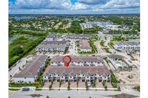 260 Sw 159th Way, Pembroke Pines