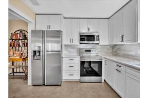 6098 Stanley Ln, Delray Beach, FL 33484 - MLS#F10536803