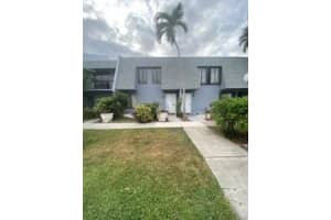 613 North University Drive Plantation, FL 33324 - Off Market