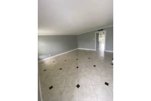 613 North University Drive Plantation, FL 33324 - Off Market