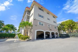 2081 Ocean Drive, Hallandale Beach, FL 33009 - MLS#F10536864