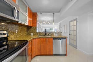 2081 Ocean Drive, Hallandale Beach, FL 33009 - MLS#F10536864