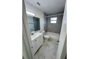 627 W Pine St 3, Lantana, FL 33462 - MLS#F10536887