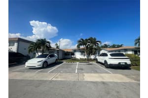 363 SW 15th St 4, Pompano Beach, FL 33060 - MLS#F10536899