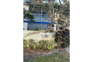 1530 Se Royal Green Cir N207, Port Saint Lucie