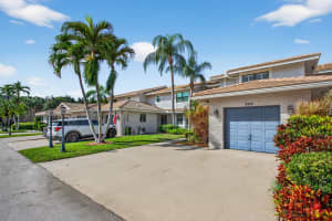 315 Deer Creek Lakeside Way 315, Deerfield Beach, FL 33442 Sold 01/12/26