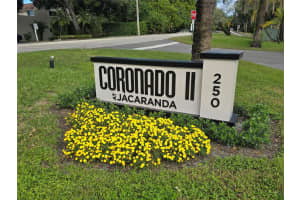 250 Jacaranda Dr 708, Plantation