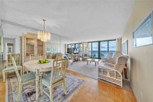 2401 S Ocean Dr 702, Hollywood, FL 33019 - MLS#F10536932