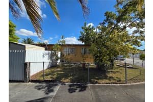 6031 NW 5th St, Miami, FL 33126 - MLS#F10536958