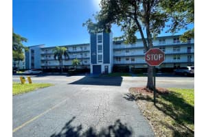 7640 NW 18th St 401, Margate, FL 33063 - MLS#F10536982